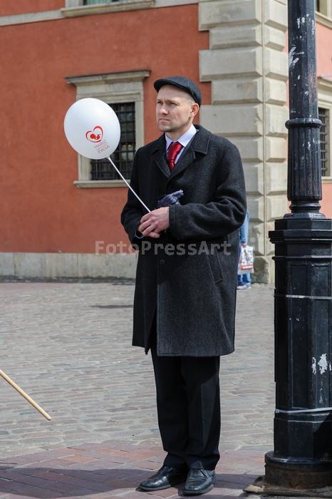 RobGajdaManwithballoon20160424112531.jpg