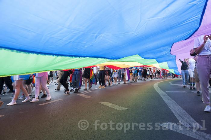 RobGajdaEqualityParadeFotoPressArt20190608155902.jpg